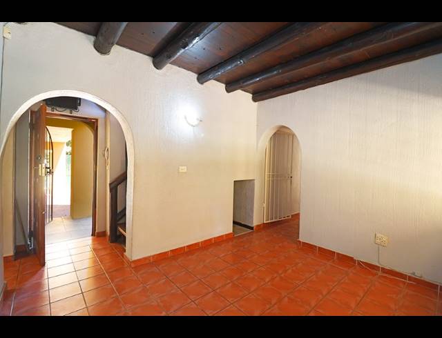 4 BEDROOM HOUSE FOR SALE IN WELTEVREDEN PARK